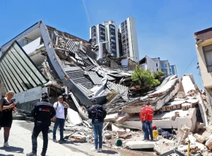 afp20260810c4ce7g6v1midrescolombiaearthquake-111b3add